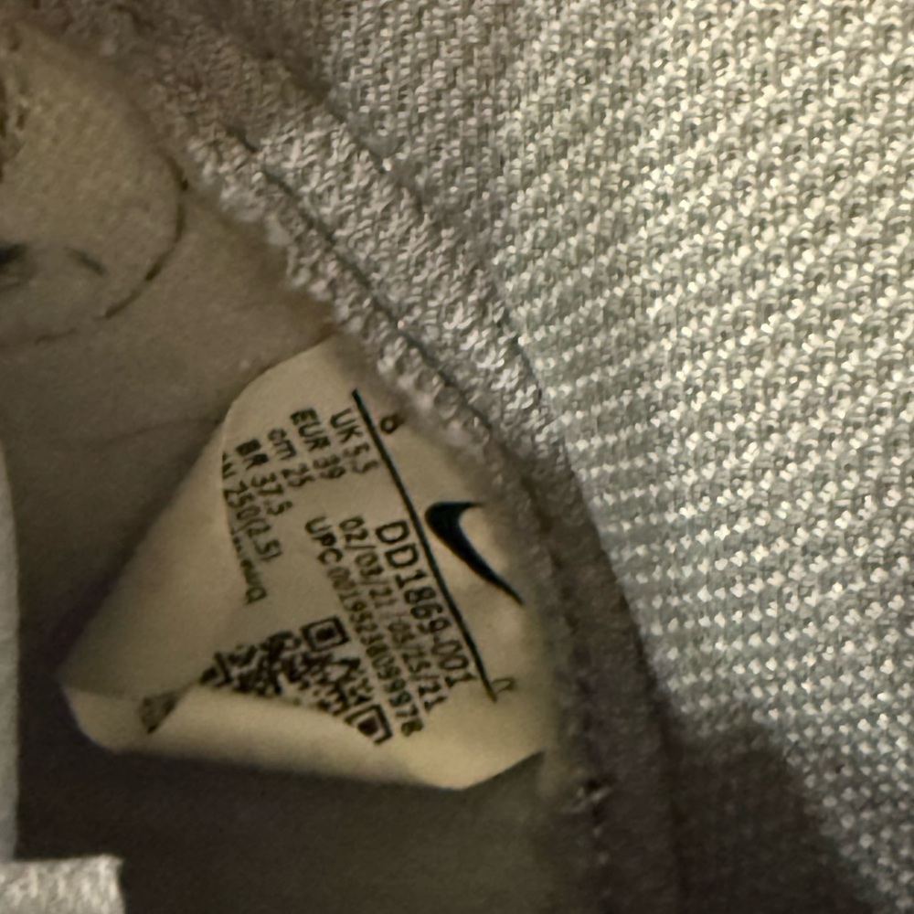 Nike Dunk High “Aged/Sail Grey” Women’s Sneakers - Picture 14 of 14